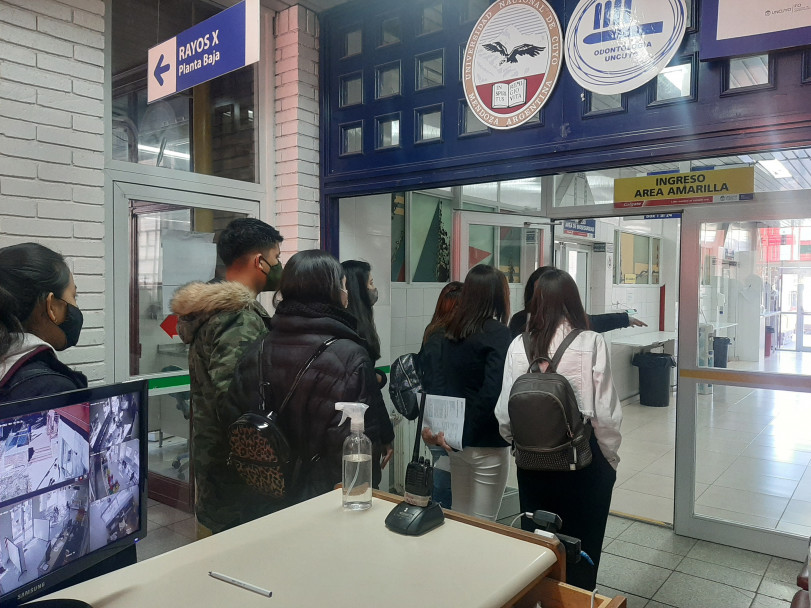 imagen Los aspirantes a la carrera de Odontología, tuvieron su facultad abierta