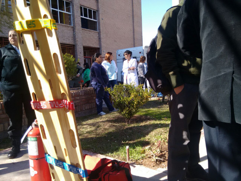 imagen La Facultad de Odontología, realizó un simulacro de contingencia