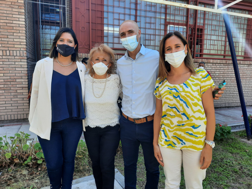 imagen La FO, renovó y acondicionó su Mini Bus para brindar Salud Bucal