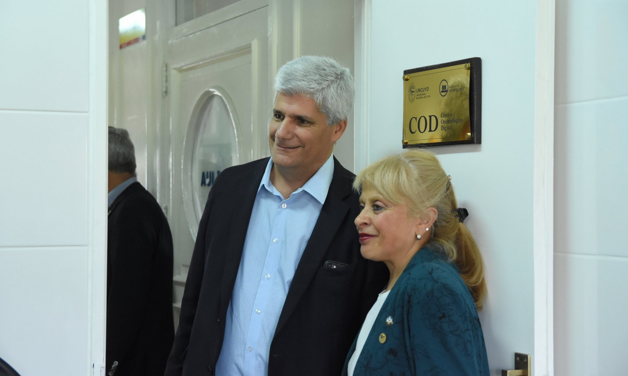 imagen El Centro Odontológico Digital, llegó a la Facultad de Odontología