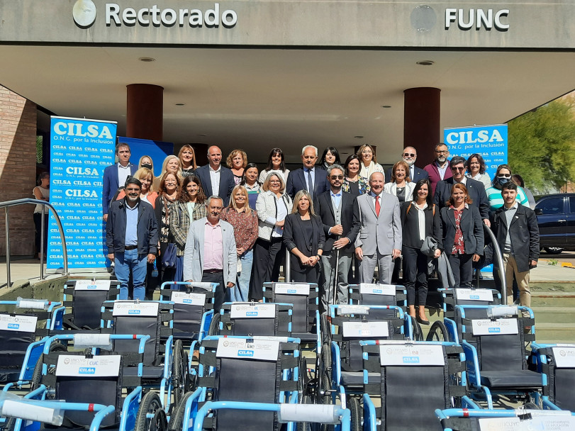 imagen La FO recibe silla de ruedas para traslado, un paso más a la inclusión 