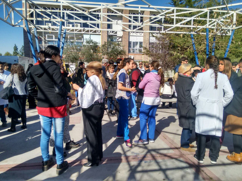 imagen La Facultad de Odontología, realizó un simulacro de contingencia