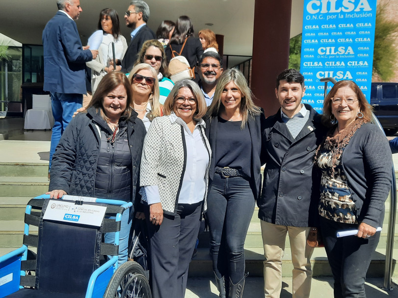 imagen La FO recibe silla de ruedas para traslado, un paso más a la inclusión 