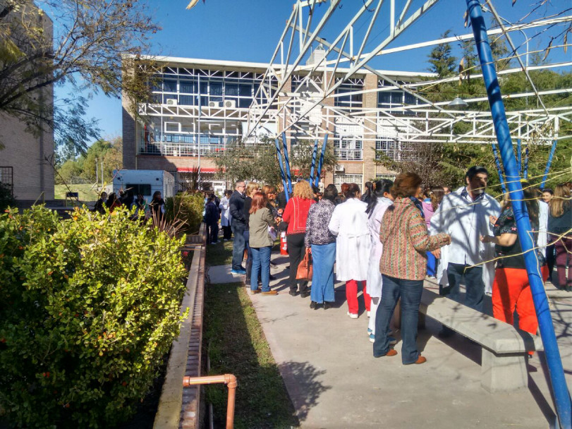 imagen La Facultad de Odontología, realizó un simulacro de contingencia