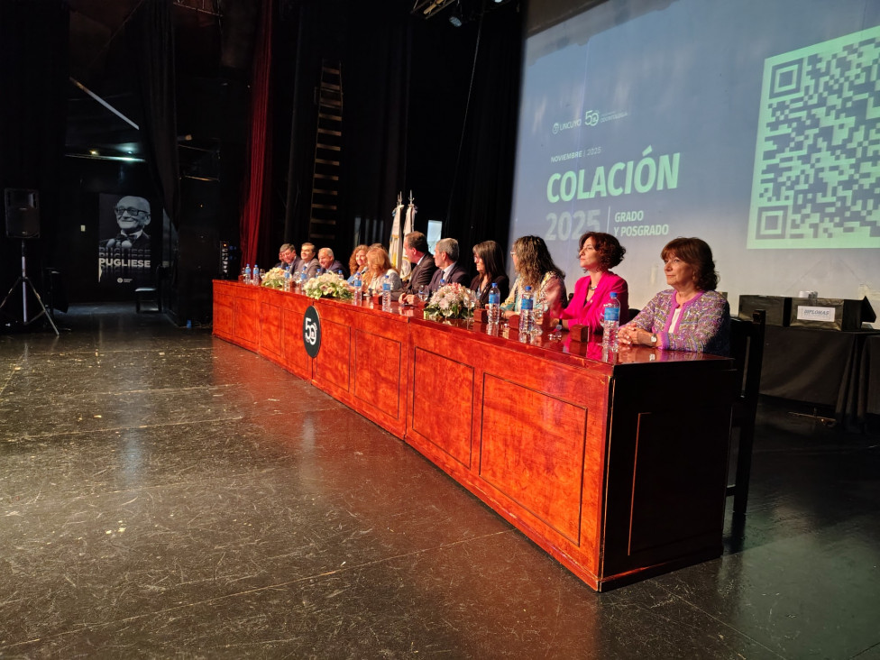 imagen La Facultad de Odontología tuvo su Acto de Colación 2025