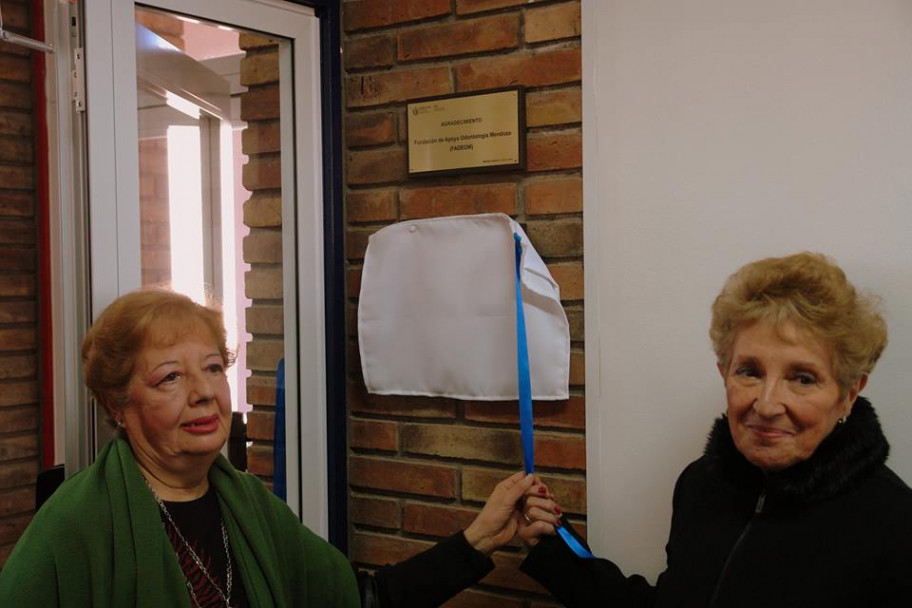 imagen ODONTOLOGÍA REESTRENA SU BIBLIOTECA Y SALAS DE ESTUDIO PARA ALUMNOS Y PROFESORES