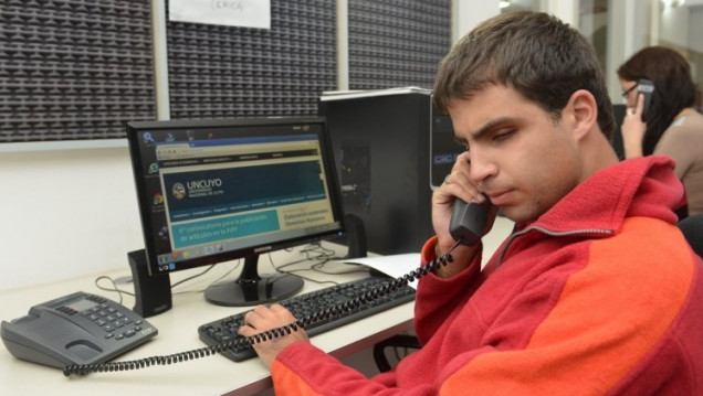 imagen Alumnos con discapacidad pueden trabajar en el Call Center de la UNCuyo como becados