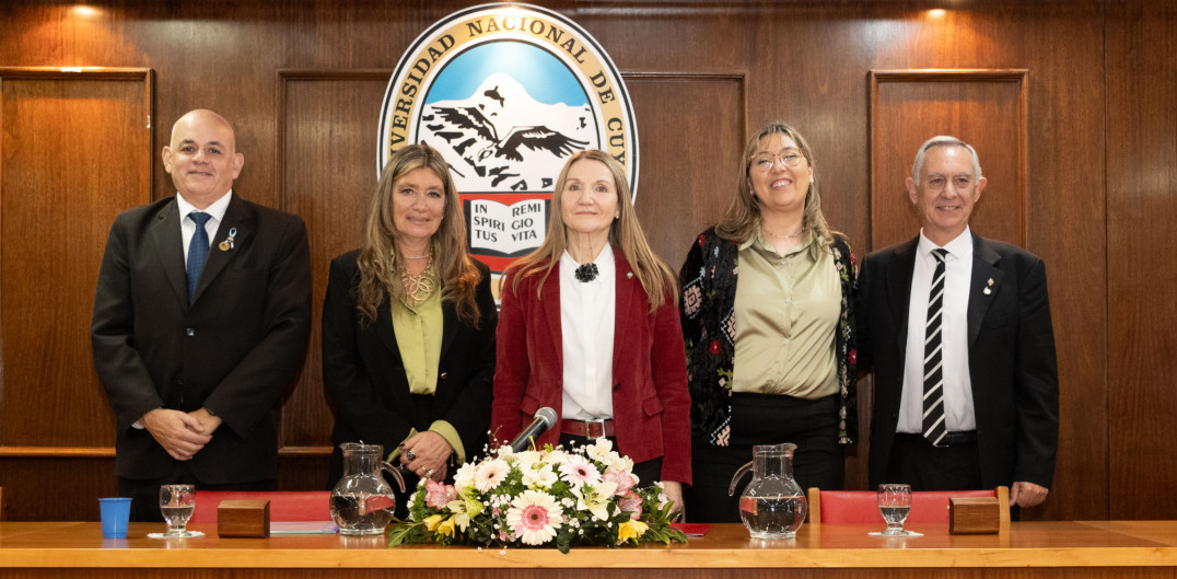imagen Asumieron las nuevas autoridades de la Facultad de Odontología para el período 2026-2030