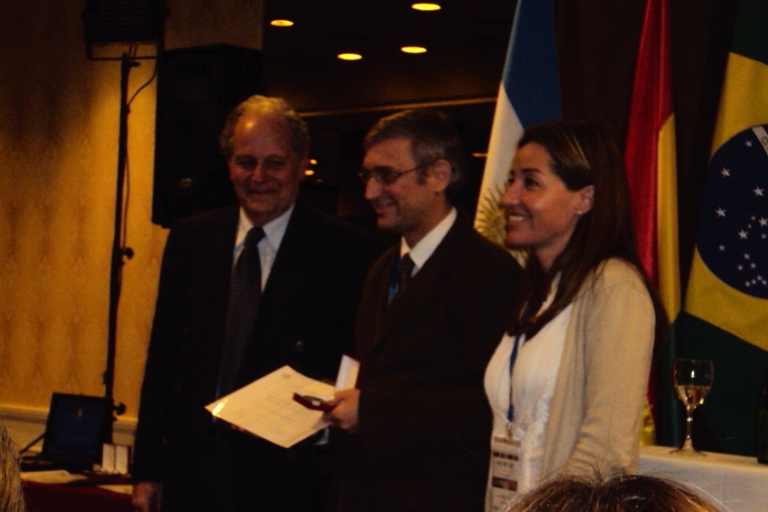imagen PREMIO PROFESOR DOCTOR FERNANDO PINTO