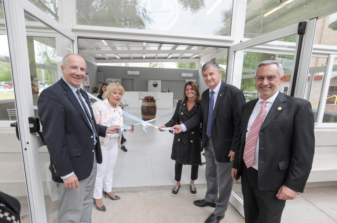imagen La Facultad de Odontología, inauguró nuevos espacios y renovó sus servicios de atención a la comunidad