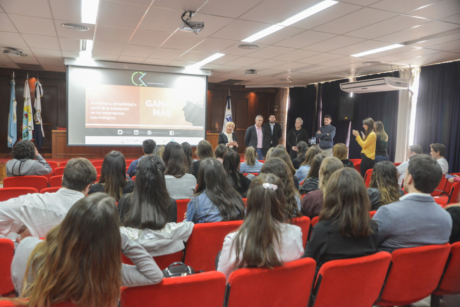 imagen Se llevó a cabo la Semana de la Odontología Latinoamericana en la FO