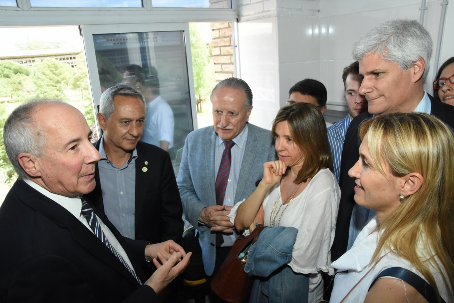 imagen El Centro Odontológico Digital, llegó a la Facultad de Odontología