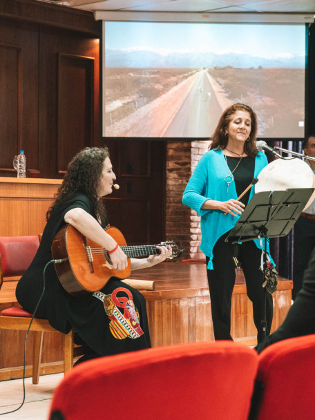imagen AFORA 2025: Encuentro, formación y comunidad en la Facultad de Odontología