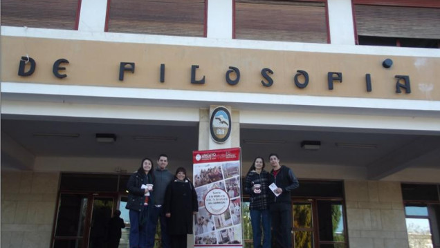 imagen Se realizaron actividades de Diagnóstico y Orientación Odontológica en la Facultad de Filosofía y Letras de la UNCUYO