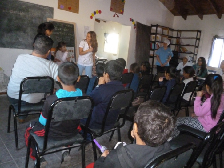 imagen Educación para la salud en pobladores de Maipú, el Proyecto Mauricio López de la FO