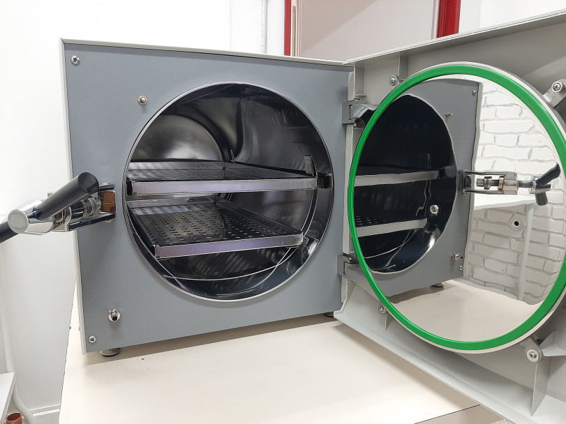 imagen ¡Se adquiere un nuevo Autoclave de esterilización en la FO!