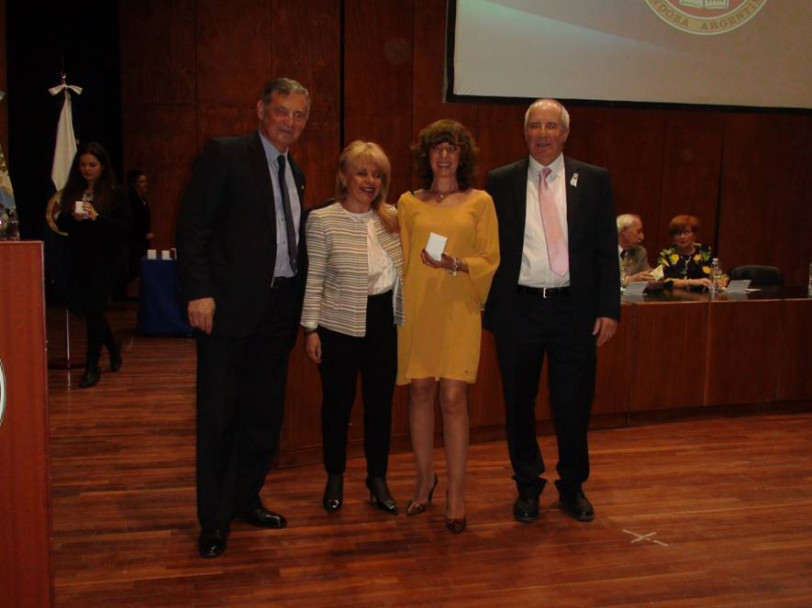 imagen Docentes y Personal de la FO, recibieron medallas en el 78 º Aniversario de la UNCuyo