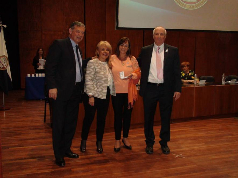 imagen Docentes y Personal de la FO, recibieron medallas en el 78 º Aniversario de la UNCuyo