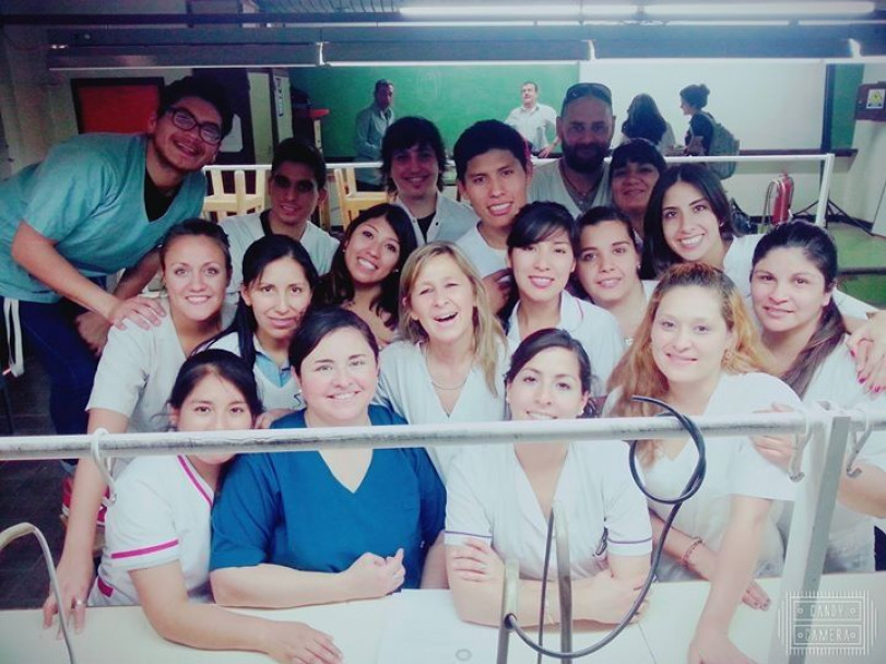 imagen TECNICATURA UNIVERSITARIA EN PRÓTESIS DENTAL