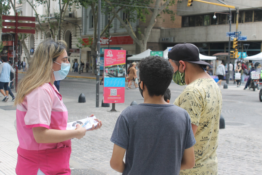 imagen Cáncer de Boca: docentes y estudiantes hicieron controles y difundieron medidas de prevención