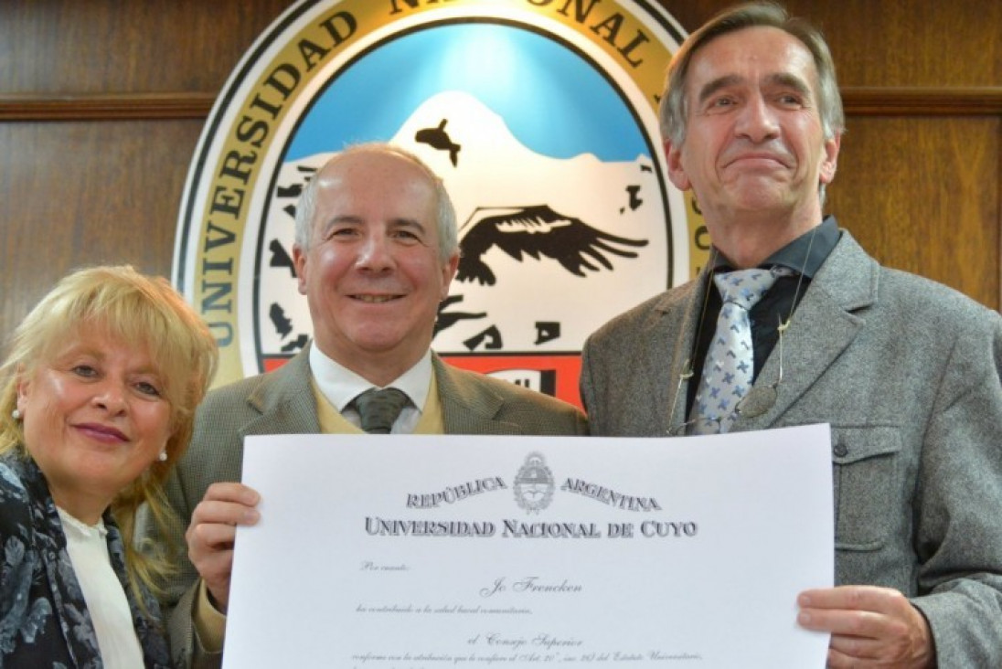 imagen Jo Frencken, visita nuevamente la Facultad de Odontología