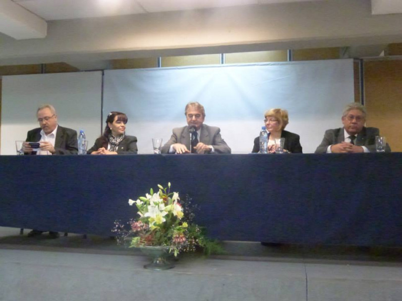 imagen La Facultad de Odontología participó de las II Jornadas de Cátedras de Operatoria Dental