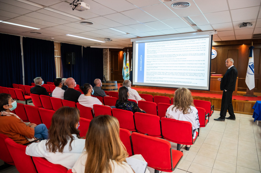 imagen La FO-UNCUYO ya tiene el primer egresado de su carrera de Doctorado en Odontología 