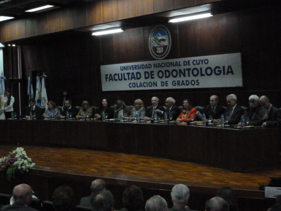 imagen  Colación de Grados de la Facultad de Odontología 2015