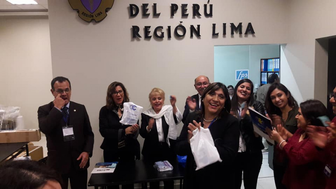 imagen La Decana de la FO, visitó la Asociacion Peruana de Odonto-Estomatología de Pacientes Especiales