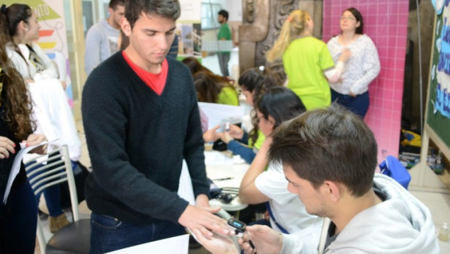 imagen Nuevamente, la Facultad de Odontología se suma al programa "Ponete en Movimiento"