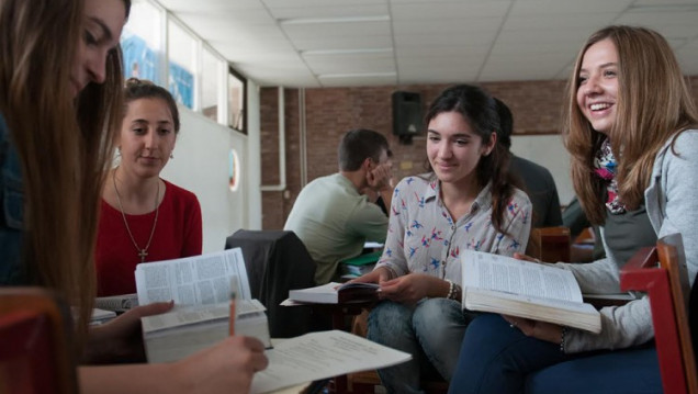 imagen ANOTAN PARA EXAMEN DE PORTUGUÉS COMO LENGUA EXTRANJERA