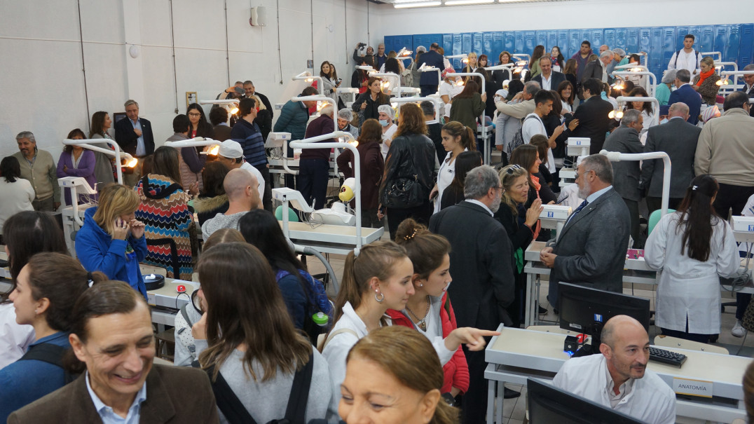 imagen ¡La innovación tecnológica llegó a la Facultad de Odontología!