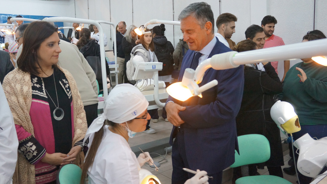 imagen ¡La innovación tecnológica llegó a la Facultad de Odontología!