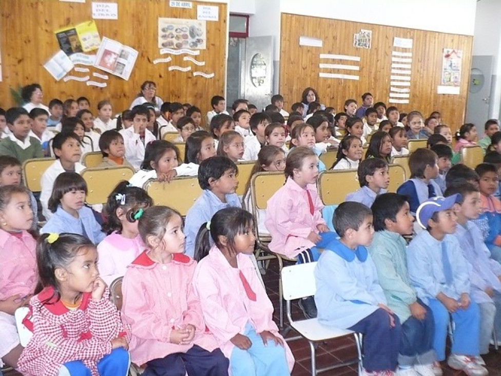 imagen CONVOCATORIA A  ESTUDIANTES y GRADUADOS